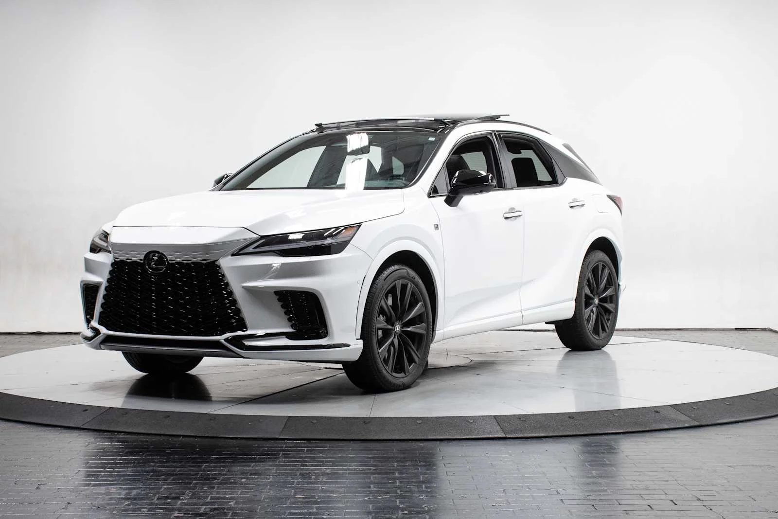 2024 Lexus RX 350h 500h F SPORT AWD's photo