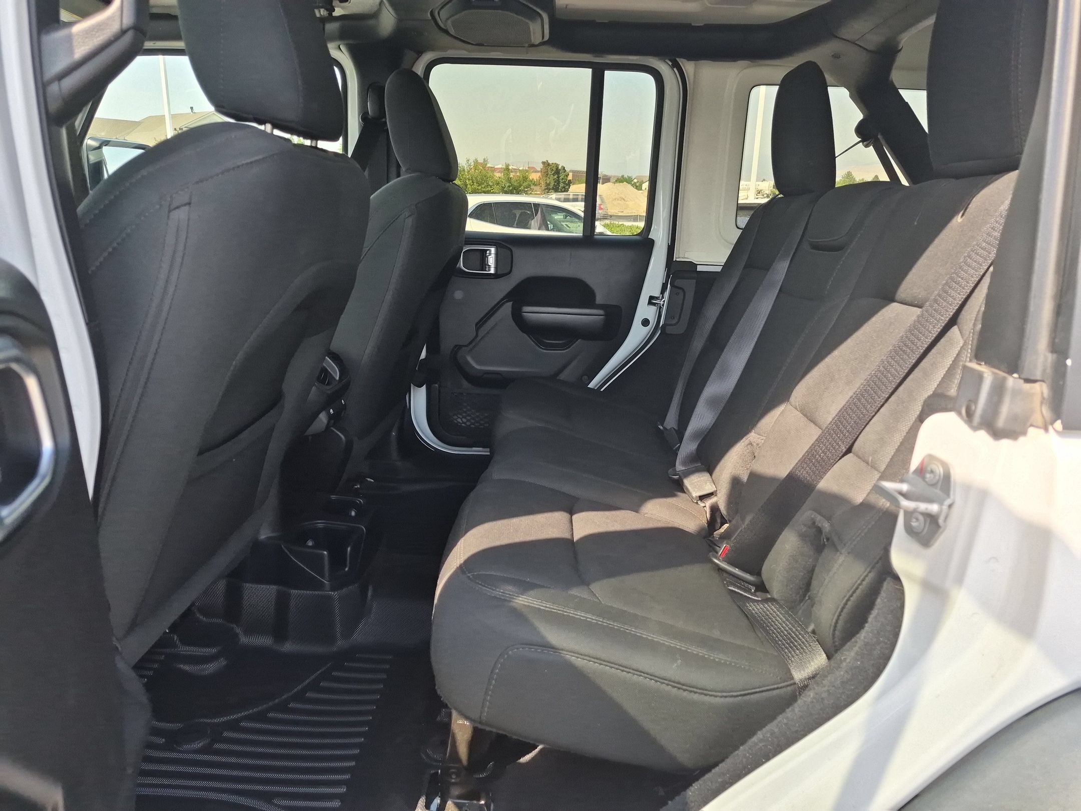 Used 2020 Bright White Clearcoat Jeep Sport S image 26