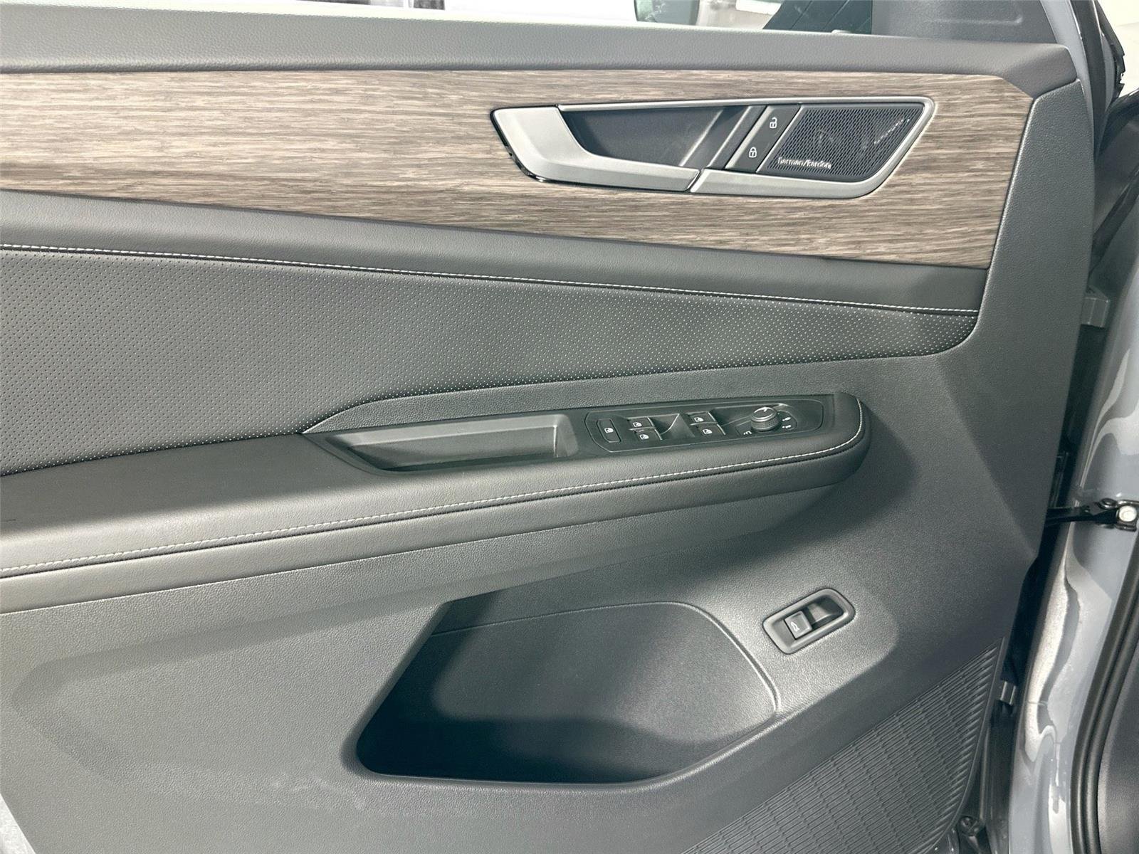 New 2026 Pure Gray Volkswagen 2.0T SEL Premium R-Line image 16