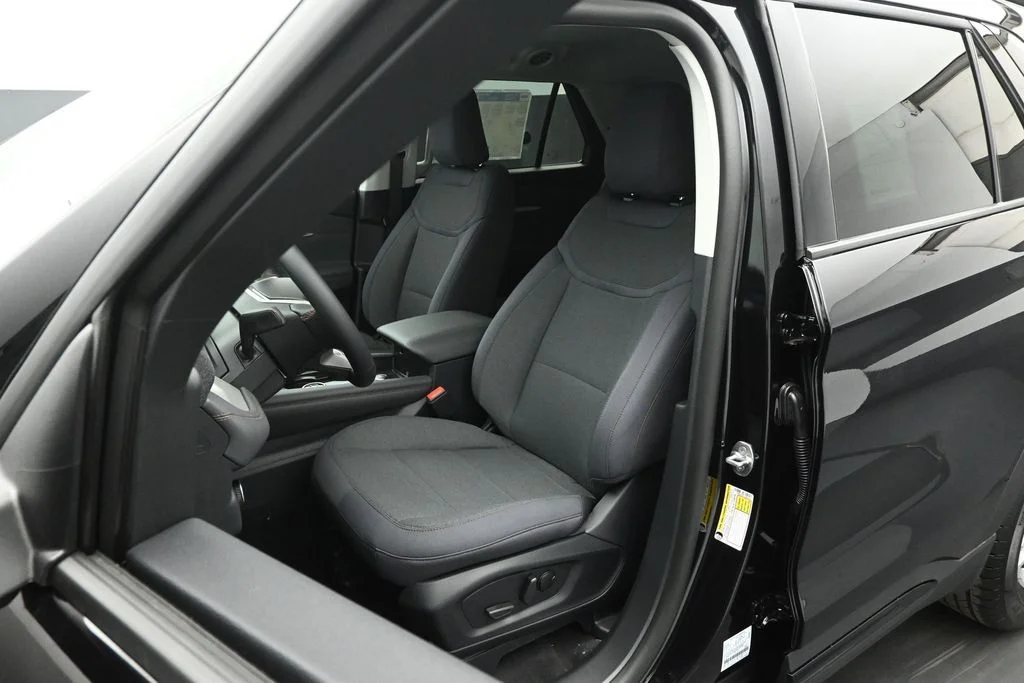 New 2026 Agate Black Metallic Ford Active image 8