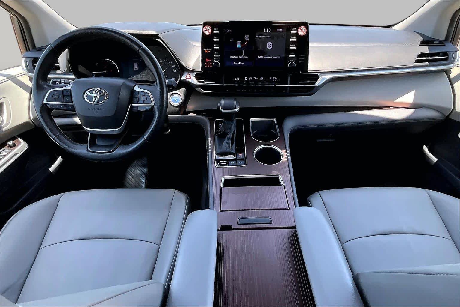 Used 2024 Wind Chill Pearl Toyota XLE image 16