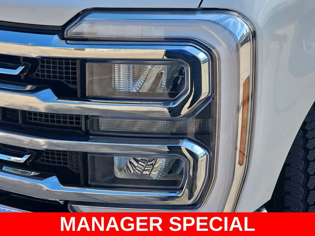 New 2026 Star White Metallic Tri-Coat Ford F-250® Platinum® image 33