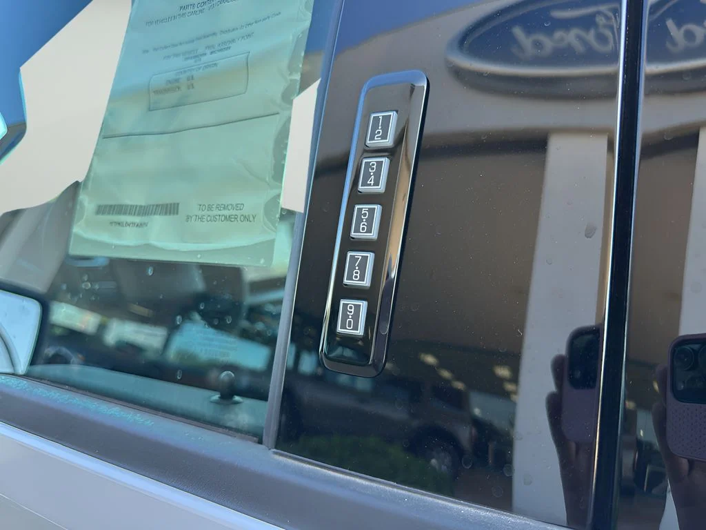 New 2026 Avalanche Ford XLT image 10