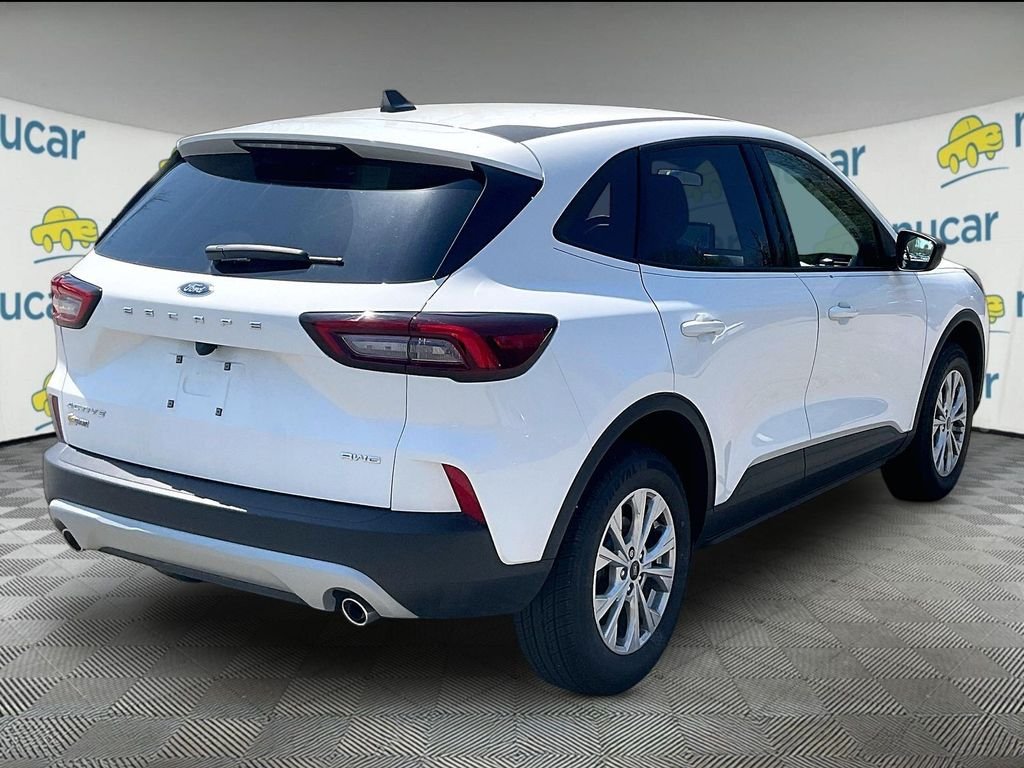 Used 2025 White Ford Active image 6