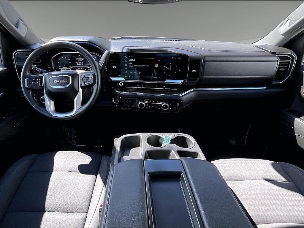 Used 2023 Sterling Metallic GMC Elevation image 21