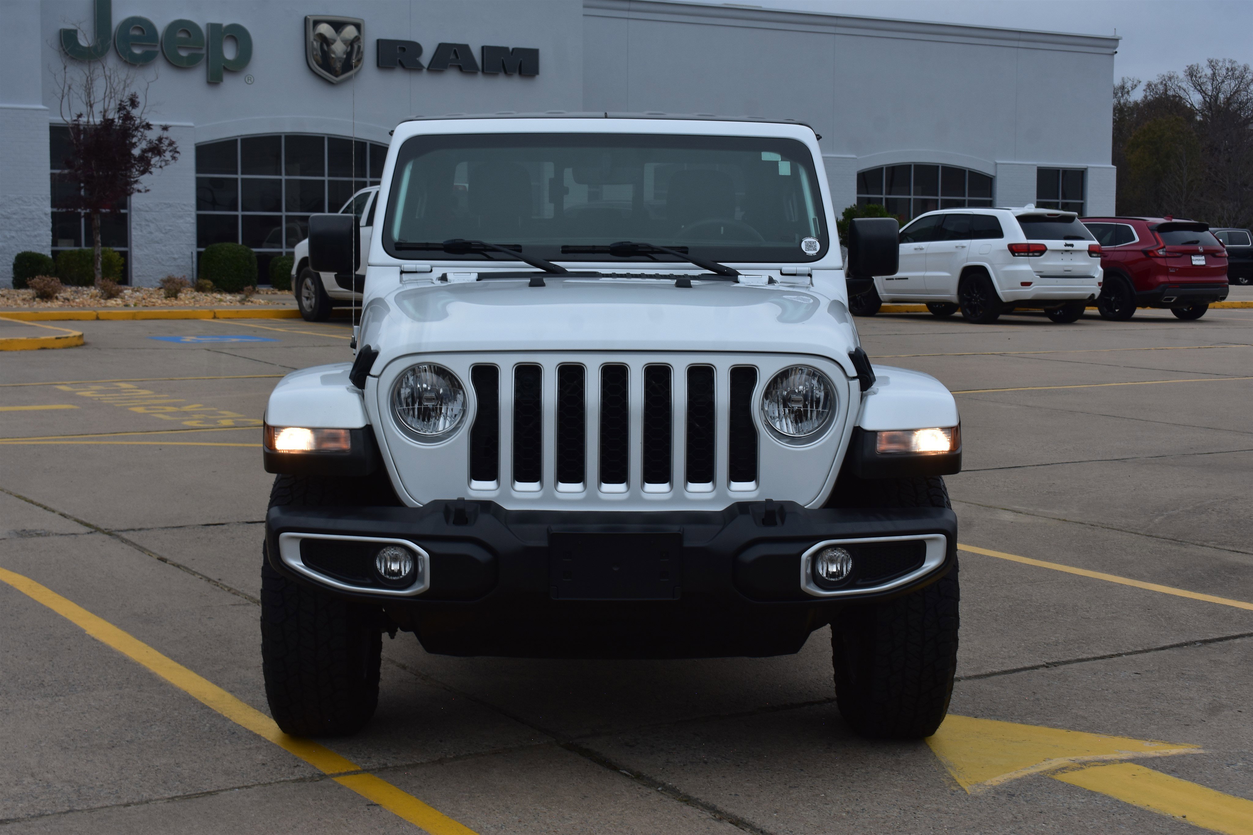 Used 2023 Jeep Gladiator Overland with VIN 1C6HJTFG4PL523513 for sale in Little Rock