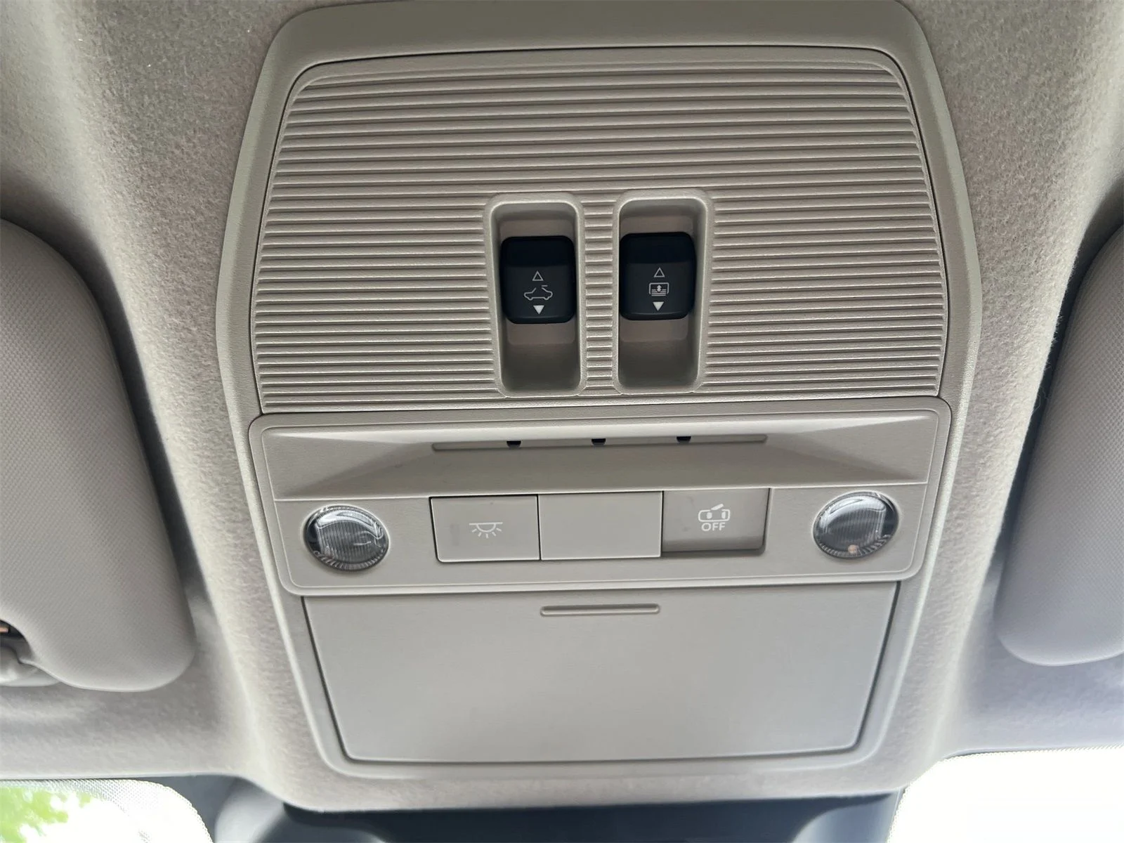 2025 Nissan Kicks SR - Photo 16