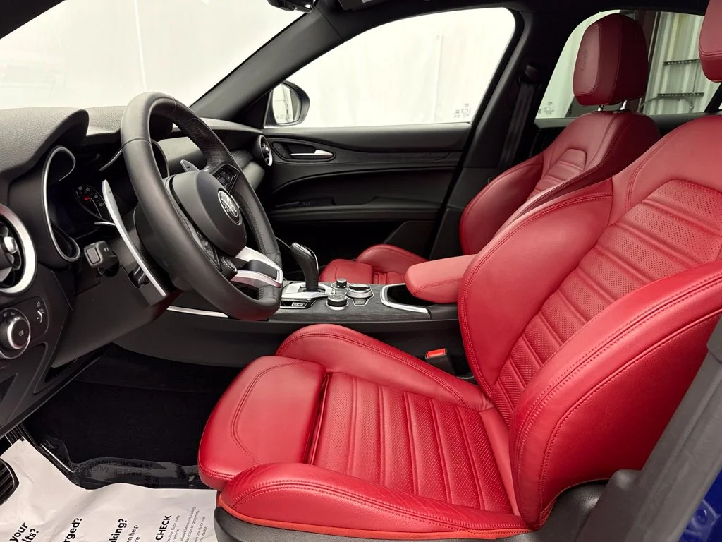 Used 2022 Blue Alfa Romeo Sprint image 20