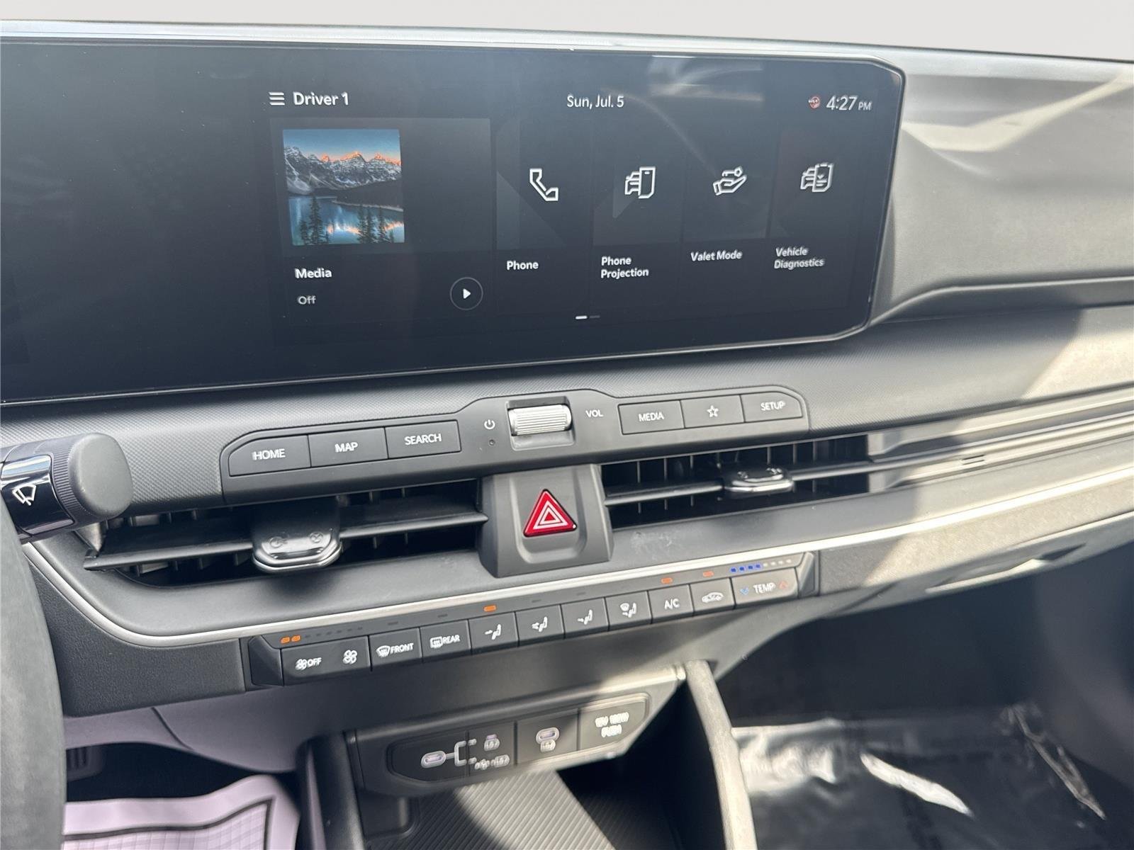 Used 2026 Steel Gray Kia LXS image 13