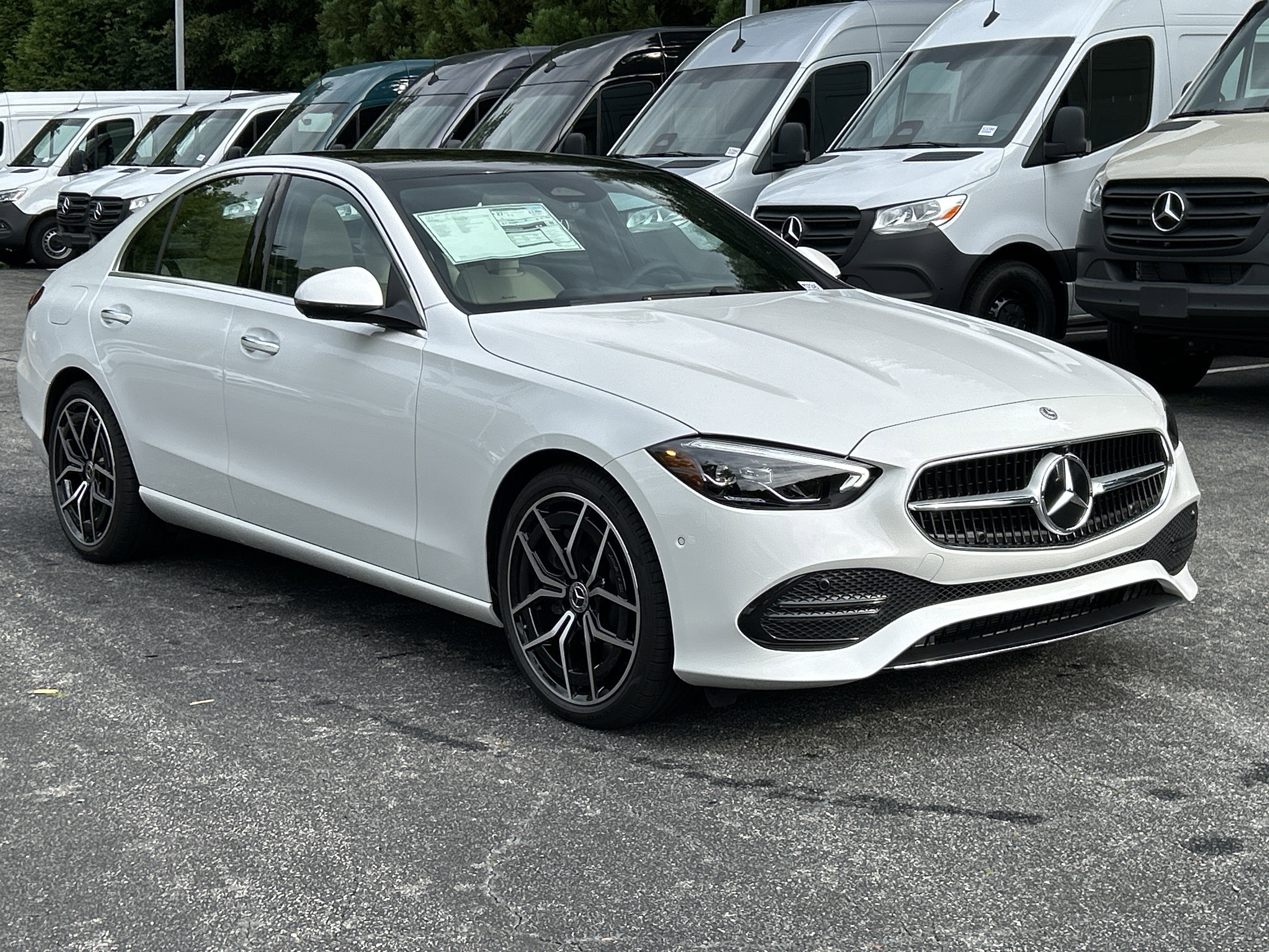 New 2026 MANUFAKTUR Moonlight White Metallic Mercedes-Benz C 300 4MATIC® Sedan image 4