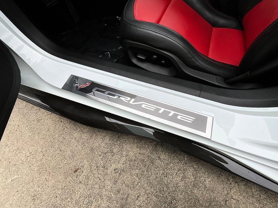 Used 2019 White Chevrolet ZR1 image 14