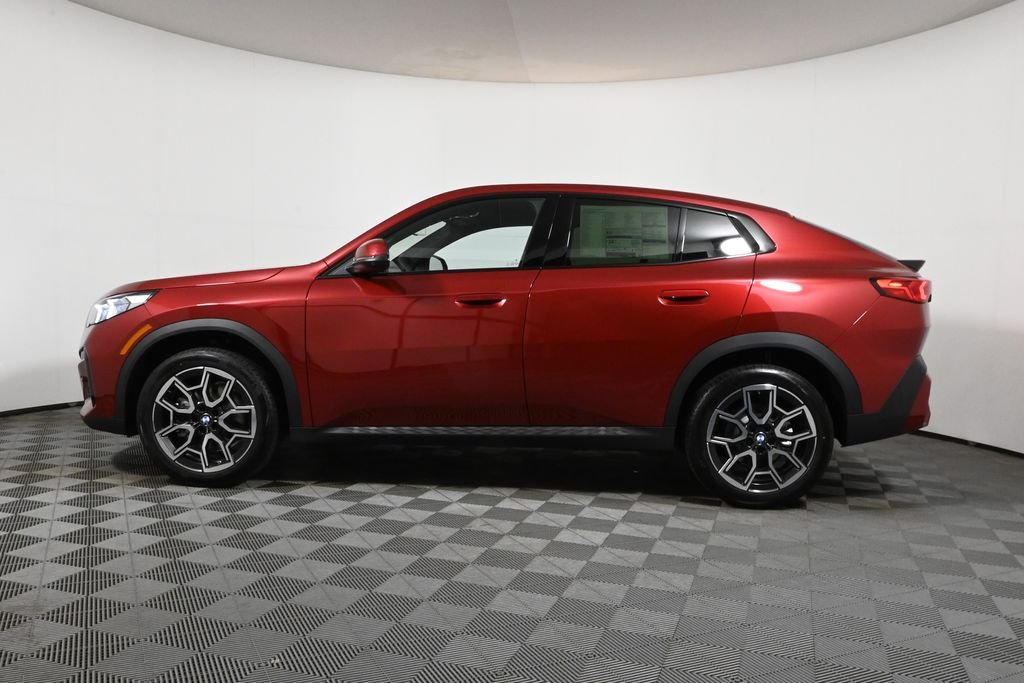 Used 2026 Red BMW xDrive28i image 2