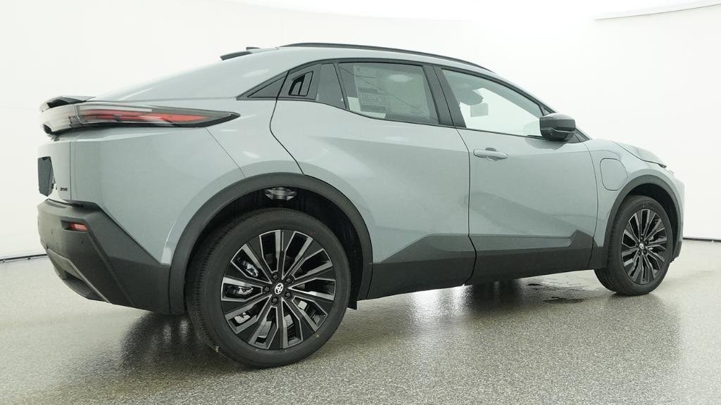 2026 Toyota C-HR XSE - Photo 31