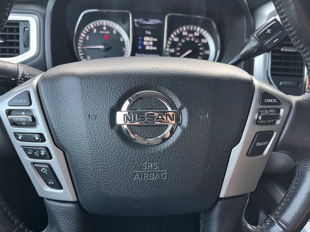 Used 2018 Glacier White Nissan SV image 9