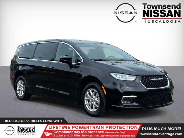 Pre-Owned 2025 Chrysler Pacifica Select