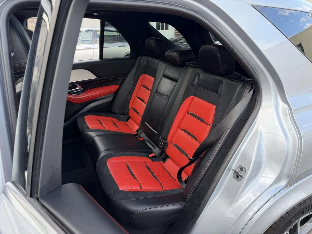 Used 2025 Silver Mercedes-Benz GLE 53 AMG® image 18