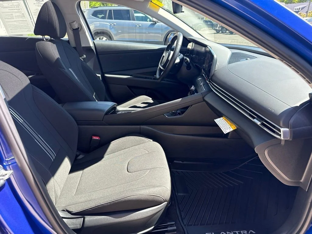 Used 2024 Blue Hyundai SEL image 37