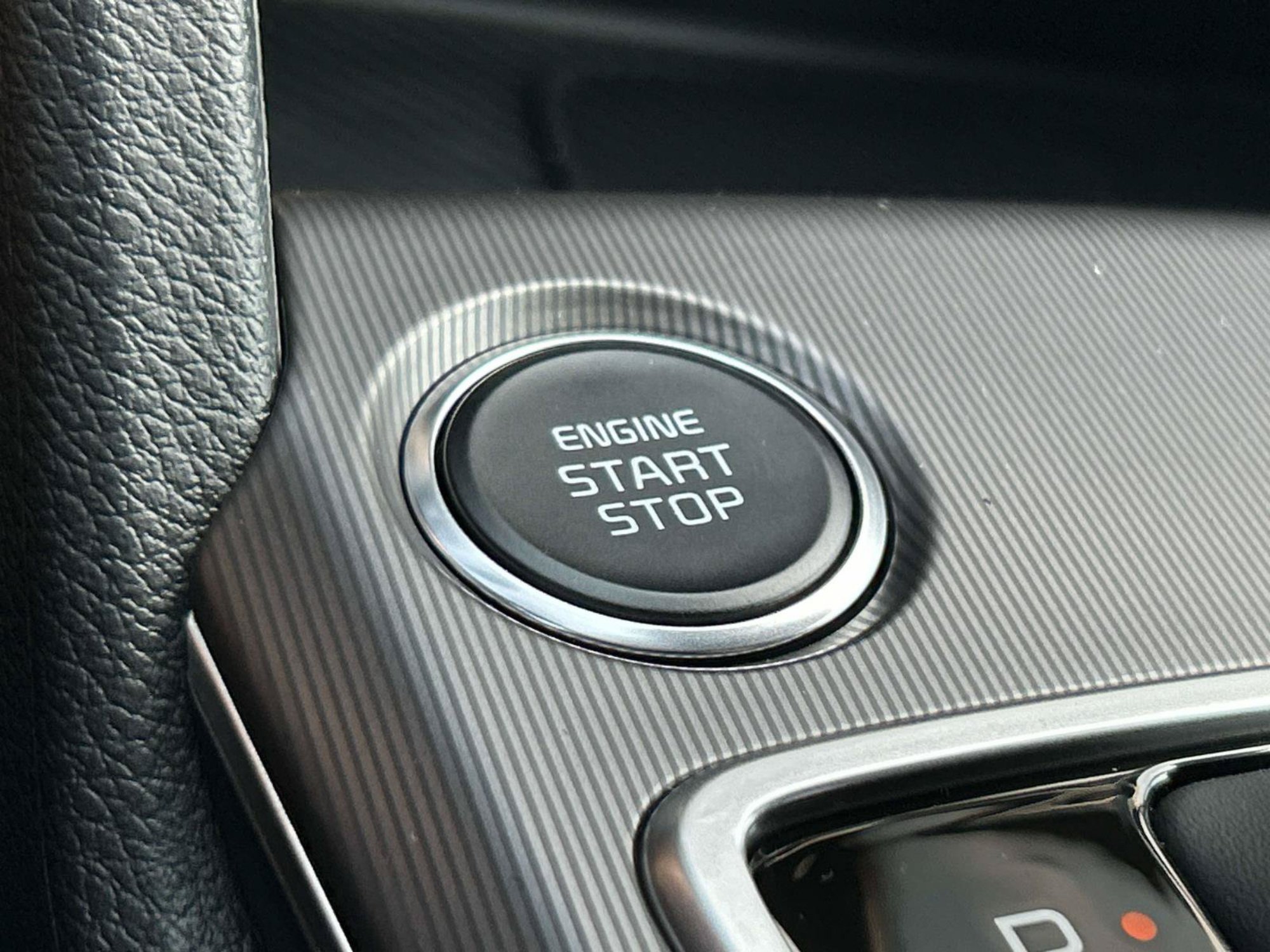 New 2026 Glacial White Pearl Kia SX-Prestige image 32
