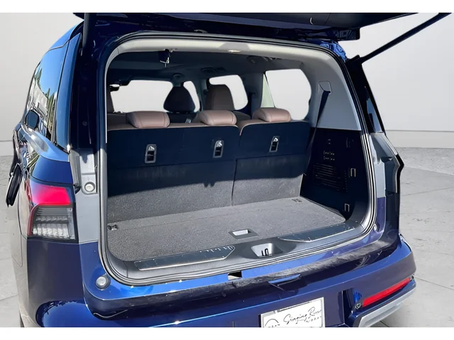Used 2025 Blue INFINITI SENSORY image 35