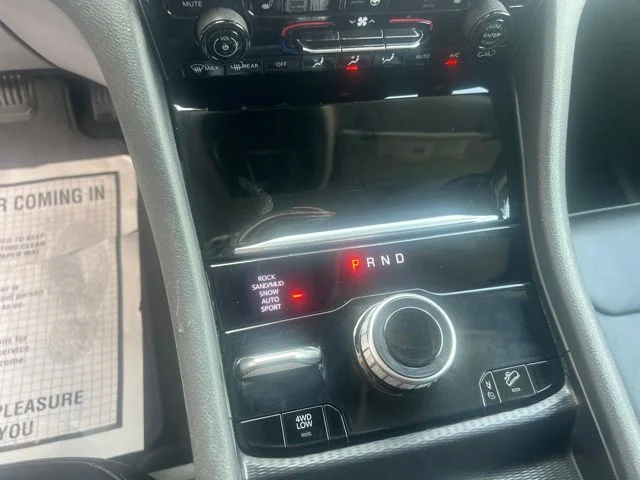 Used 2024 Silver Jeep 4xe image 23