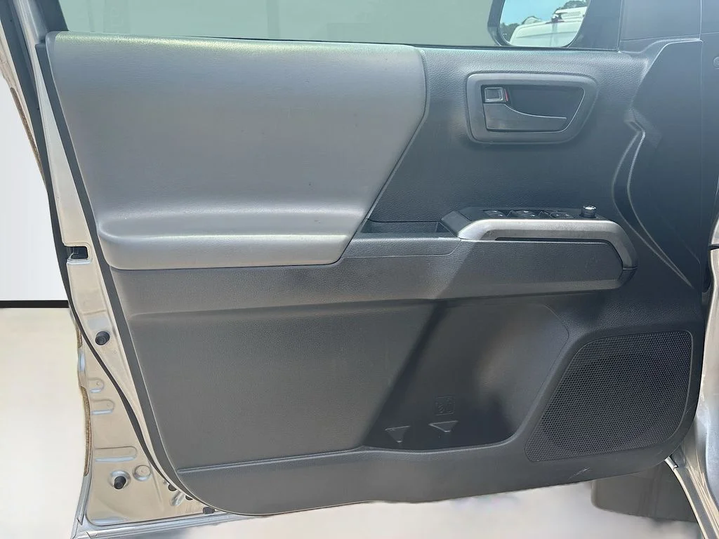 Used 2017 Silver Sky Metallic Toyota SR5 image 27