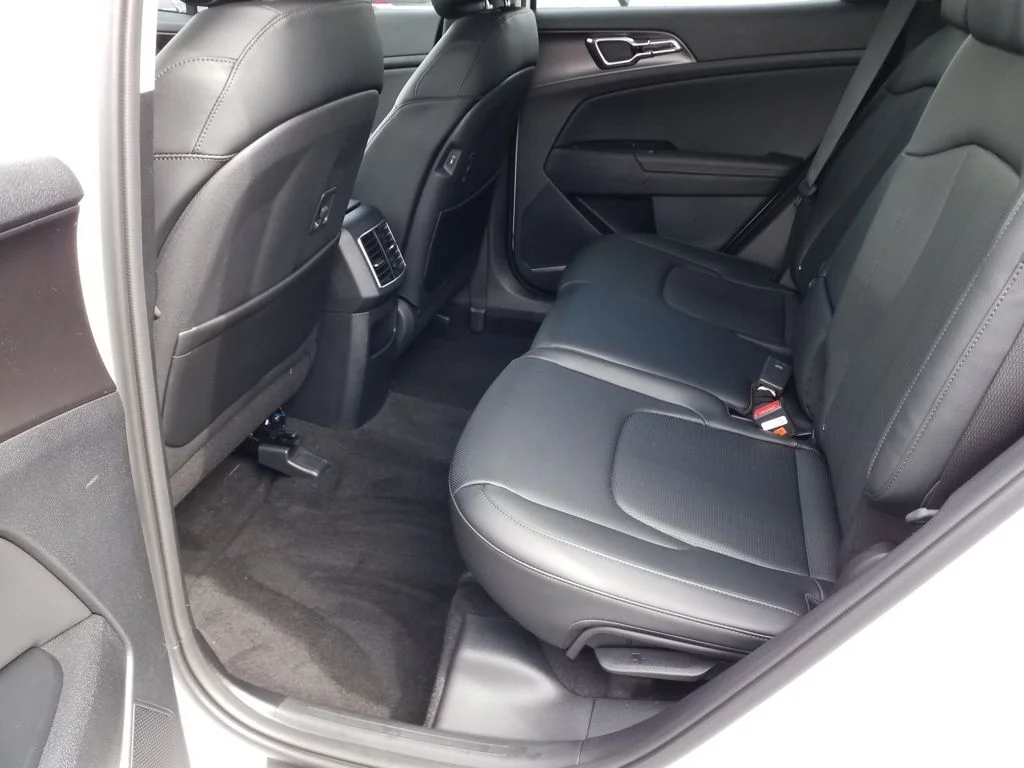 2026 Kia Sportage SX - Photo 22