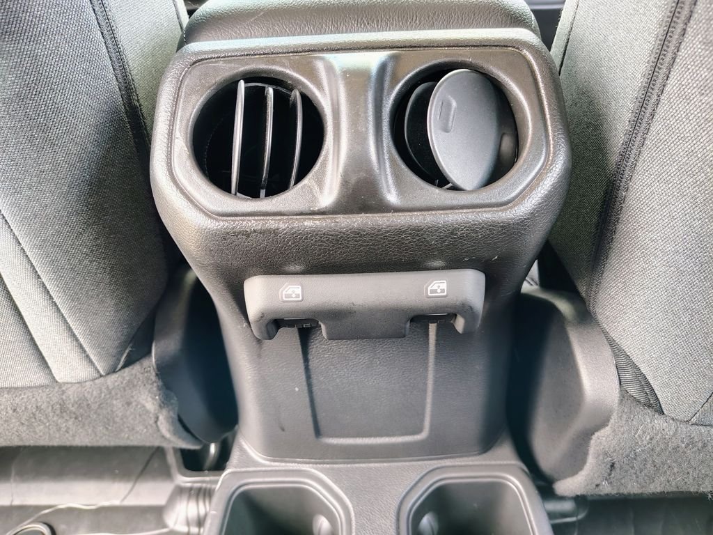 Used 2025 Gray Jeep Willys image 41
