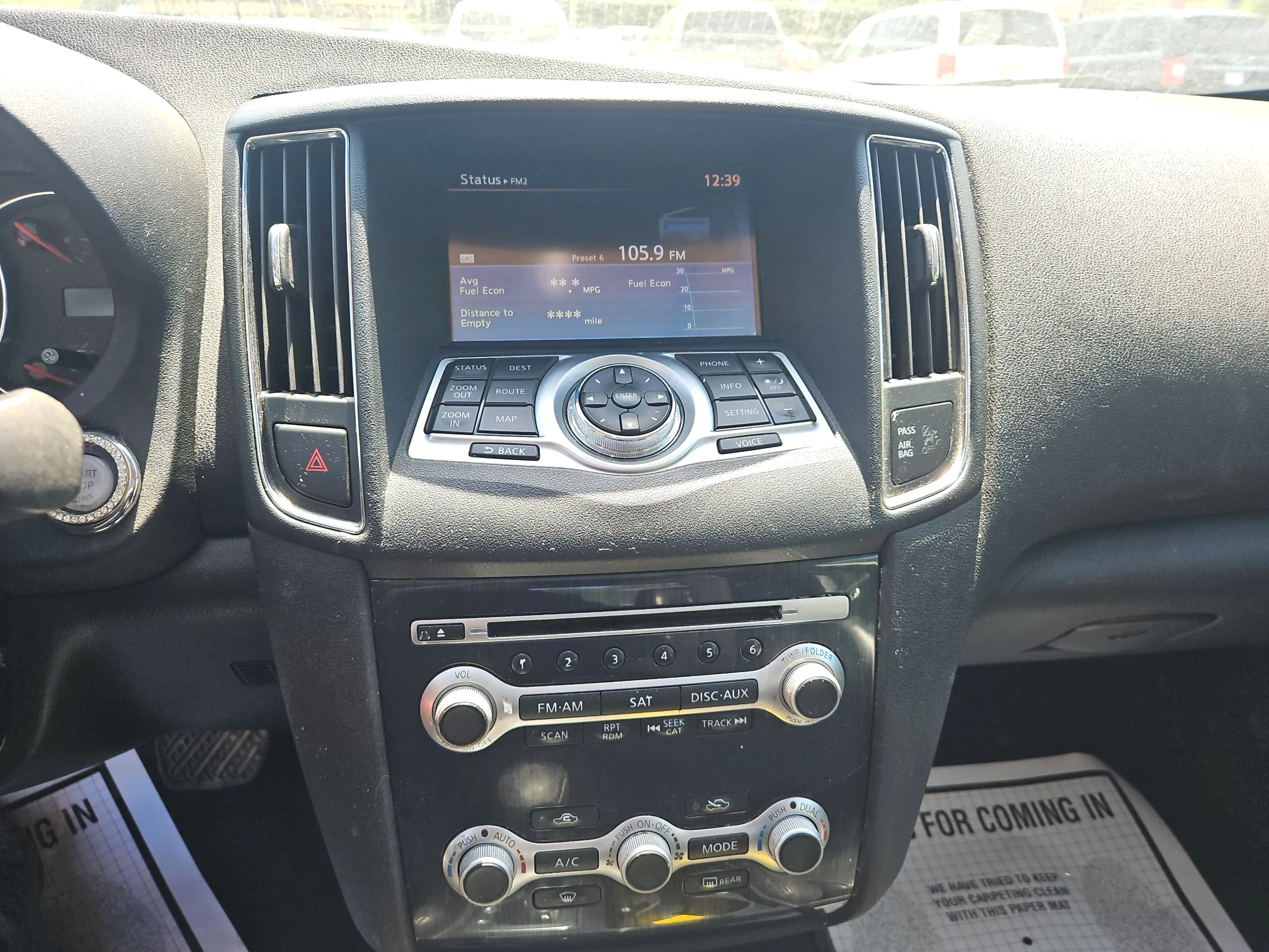 Used 2014 Gun Metallic Nissan 3.5 SV image 9