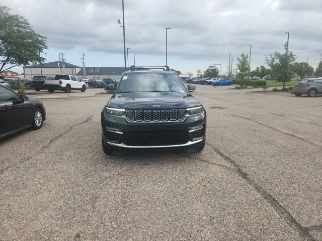 Used 2024 Black Jeep Summit image 5