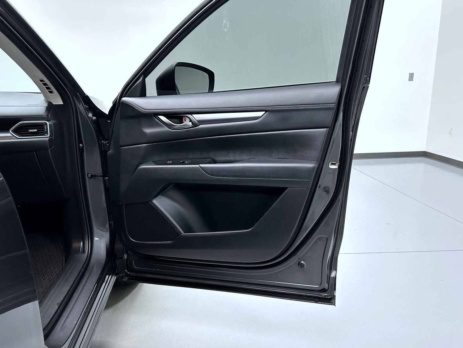 Used 2024 Gray Mazda 2.5 S Select Package image 16