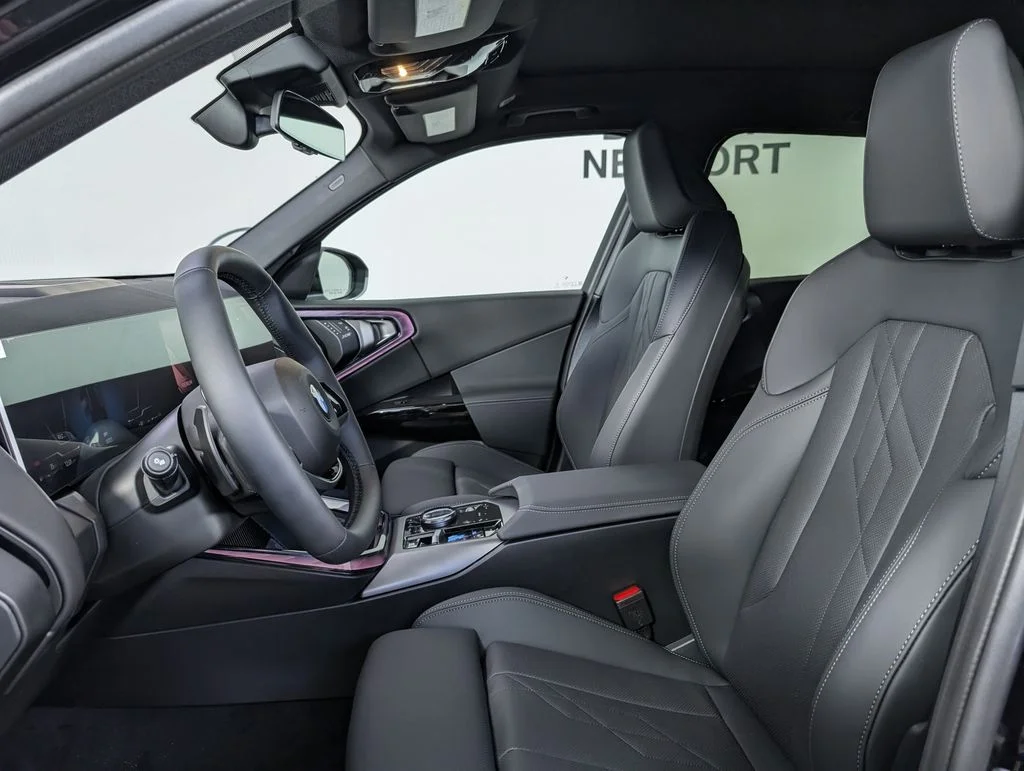 New 2026 Black Sapphire Metallic BMW 30 xDrive image 2