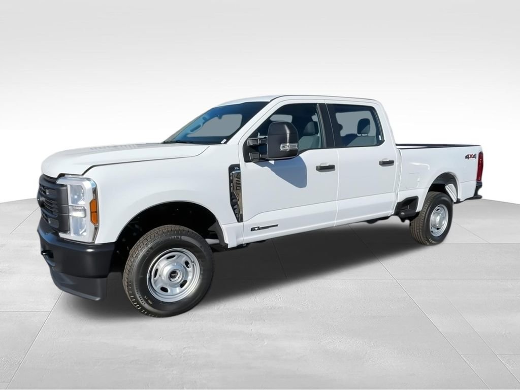 New 2026 Oxford White Ford F-350® XL image 4