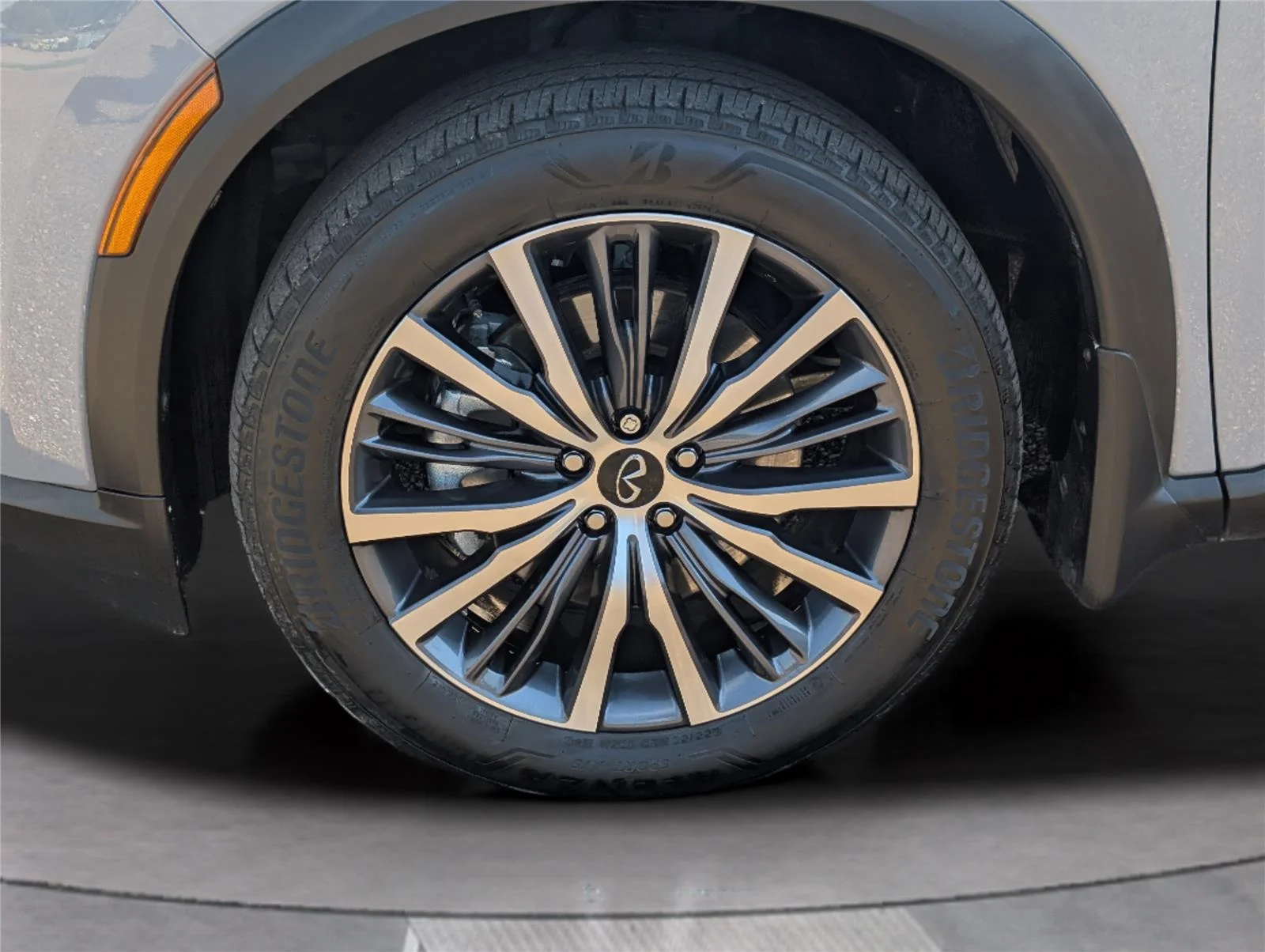 Used 2025 Harbor Gray/Obsidian Black INFINITI AUTOGRAPH image 42