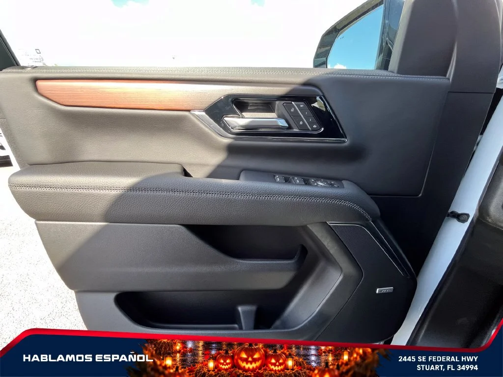 New 2027 Glacier White Tricoat GMC Denali image 24