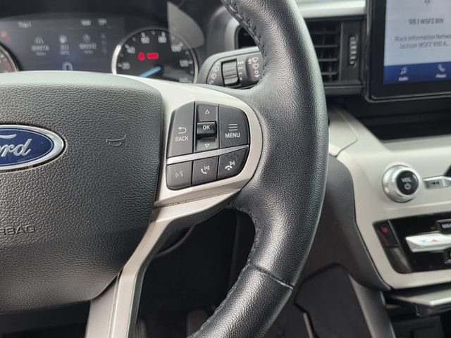 Used 2023 White Ford XLT image 29