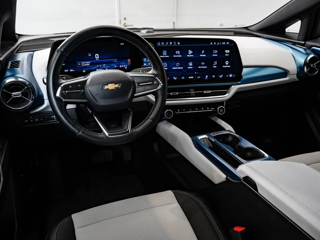 Used 2025 Black Chevrolet LT image 4