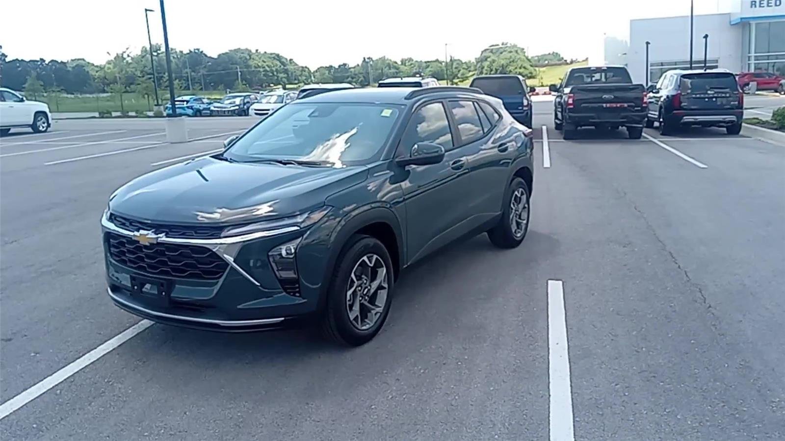 New 2026 Cypress Gray Chevrolet LT image 4
