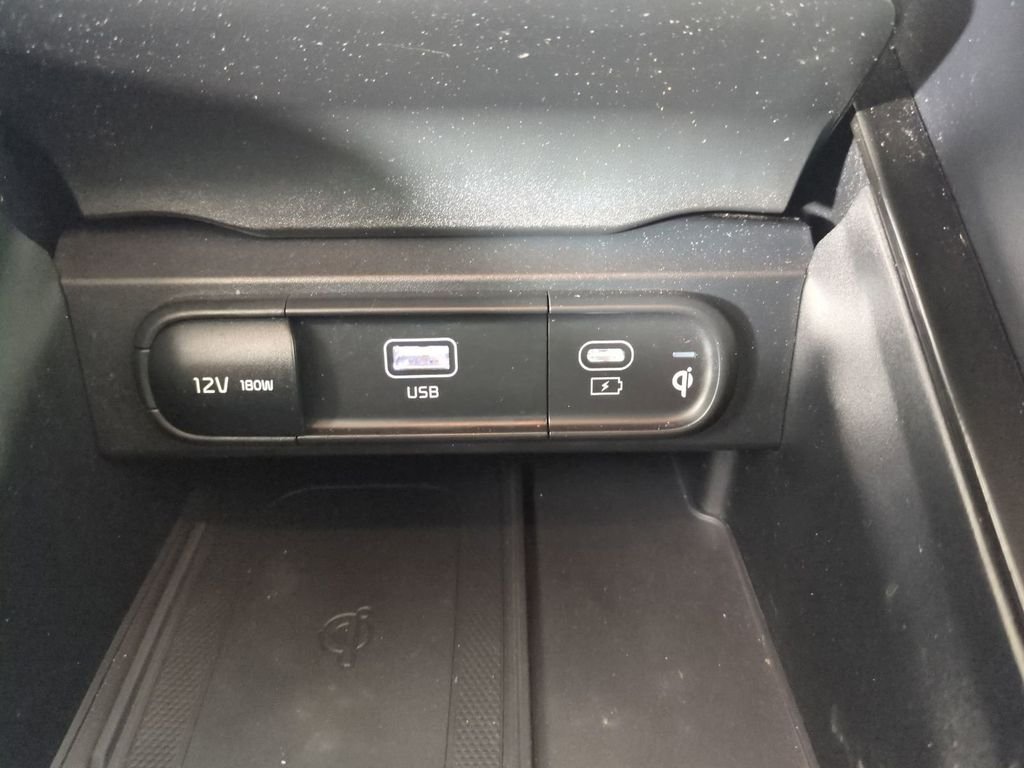 2023 Kia Telluride S - Photo 28