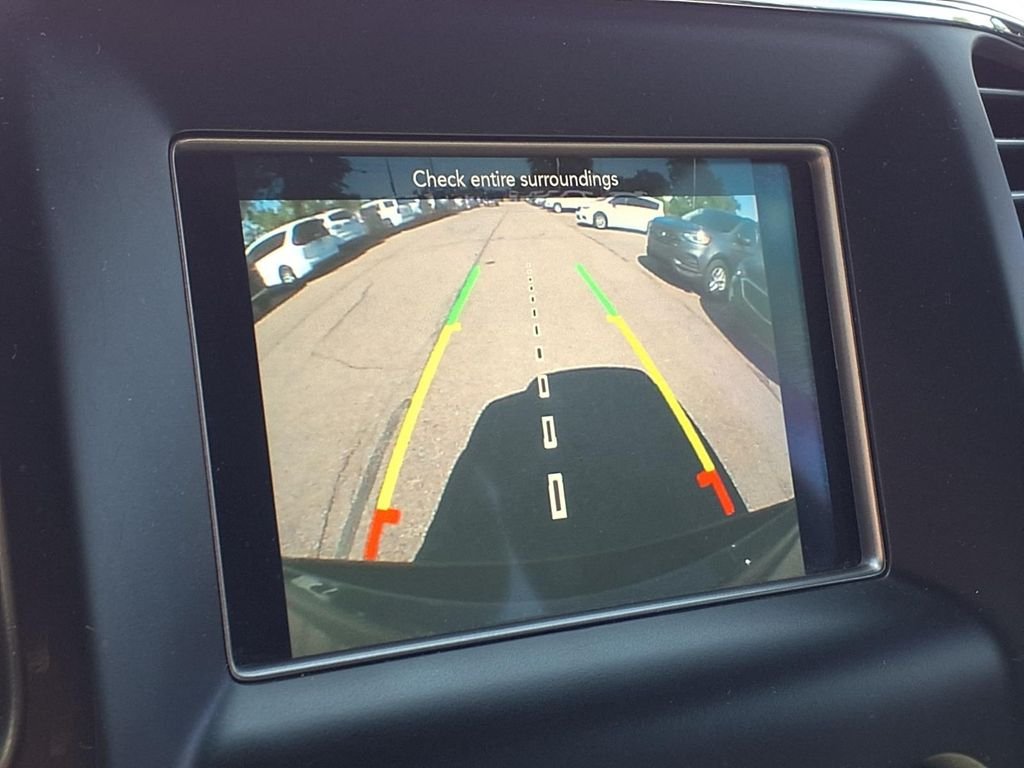 Used 2020 Gray Jeep Laredo image 17