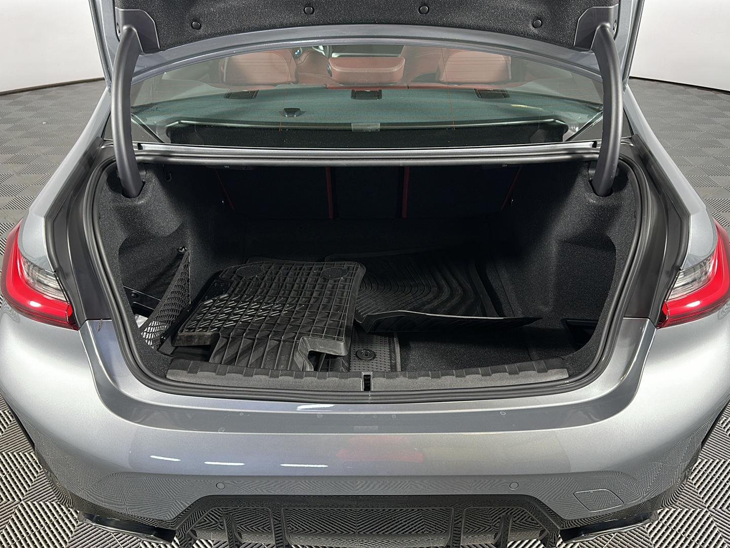 Used 2024 Skyscraper Grey Metallic BMW M340i xDrive image 27