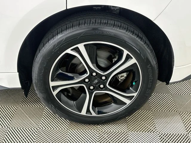 Certified Pre-Owned 2023 Ford Edge ST