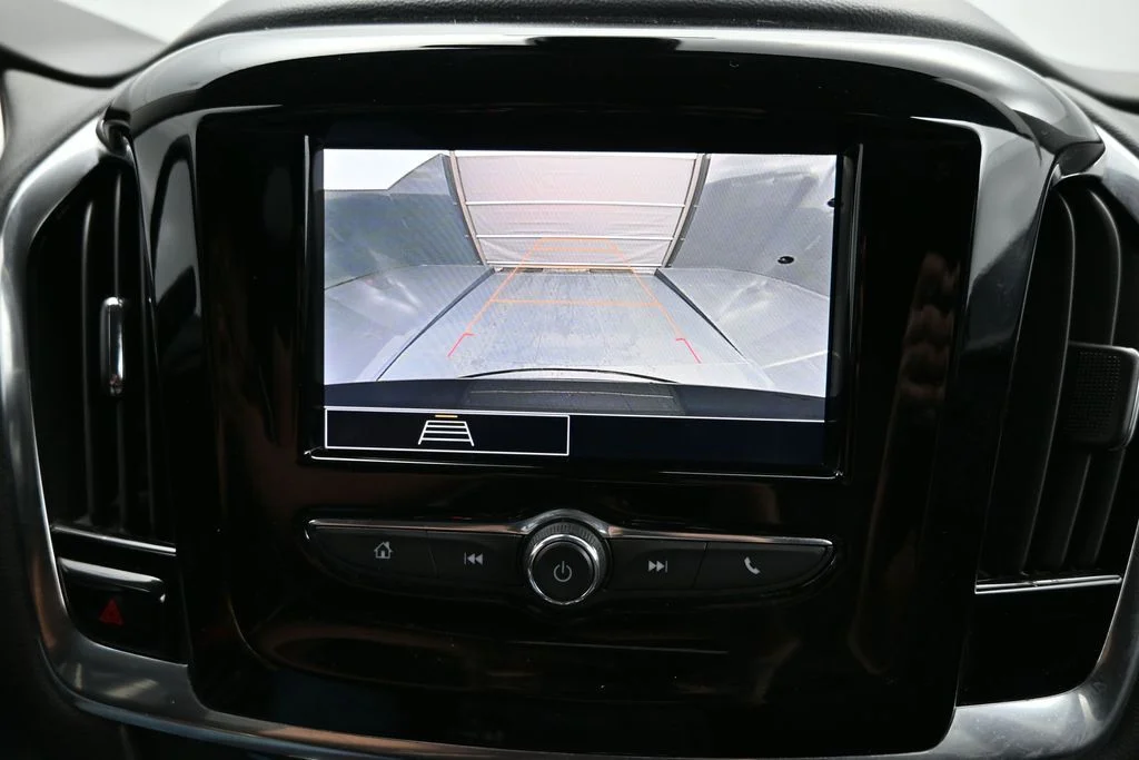 Used 2020 Gray Chevrolet LT image 22