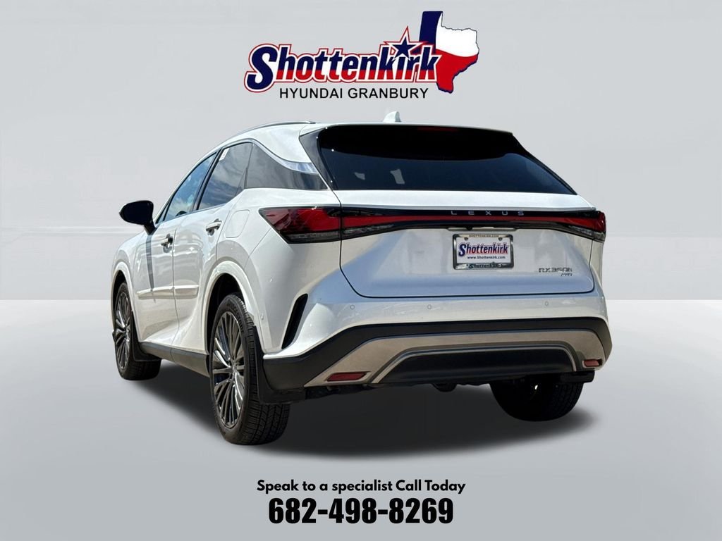 Used 2024 White Lexus 350h Luxury image 8
