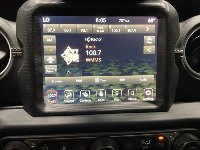 Certified Used 2022 Crystal Metallic Jeep Unlimited Sahara 4xe image 35