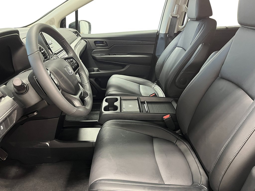 2026 Honda Odyssey EX-L - Photo 13