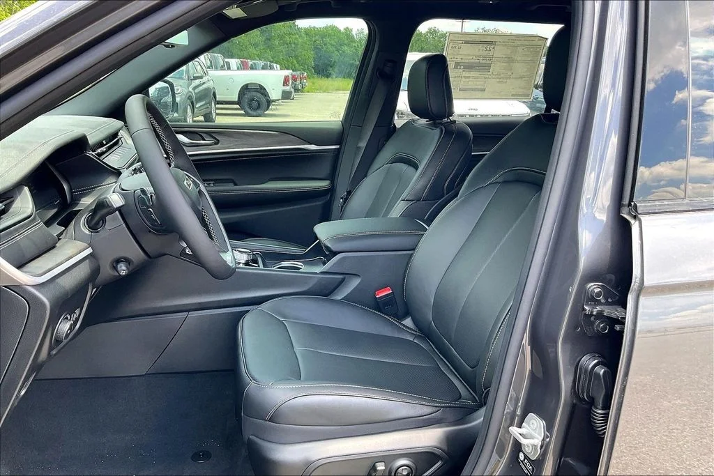 New 2026 Jeep Grand Cherokee L Limited 4D Sport Utility