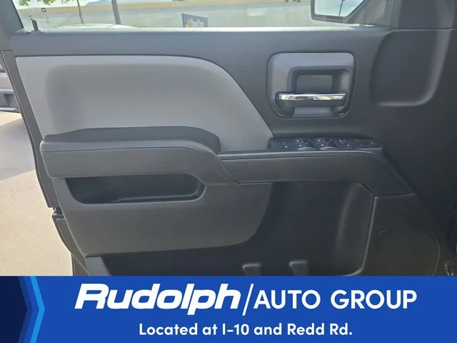 Used 2018 Onyx Black GMC Base image 10