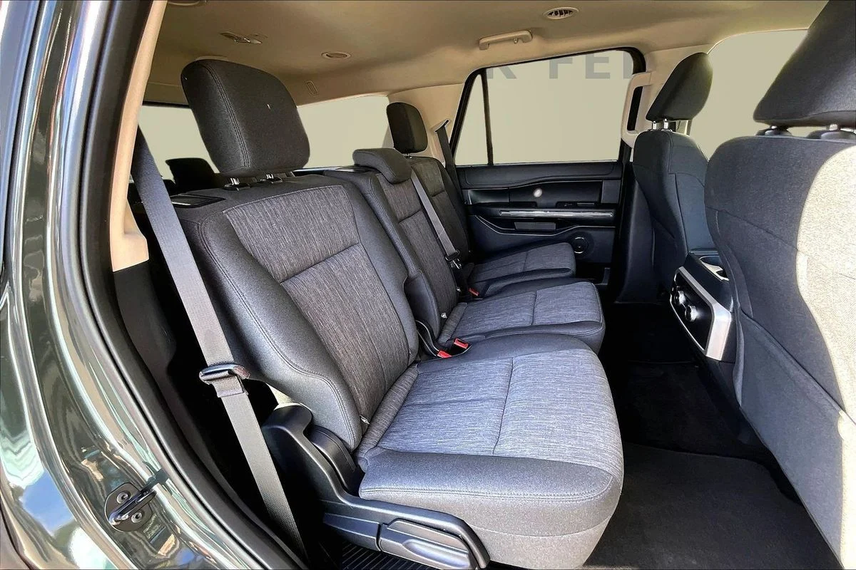Used 2022  Ford XLT image 25