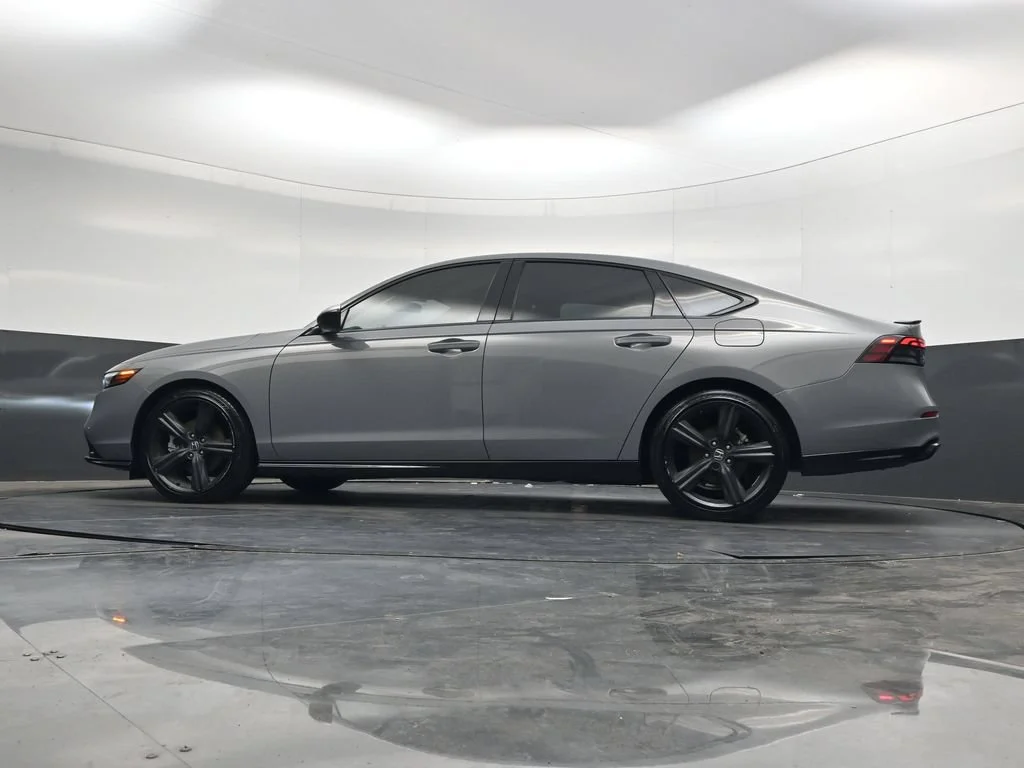 Used 2024  Honda Sport-L image 34