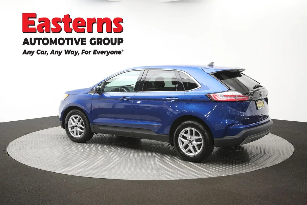 Used 2023 Blue Ford SEL image 63